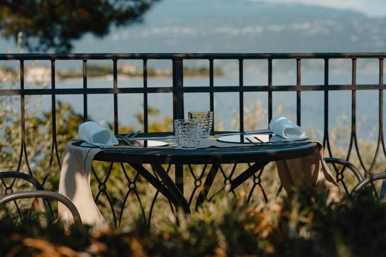 Maria Au - Estella Italia 4*