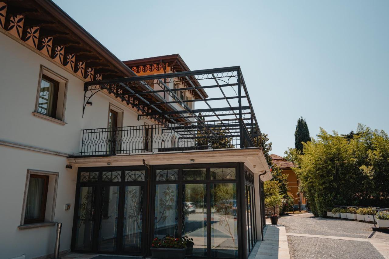 Maria Au - Estella Italia Hotel 4*