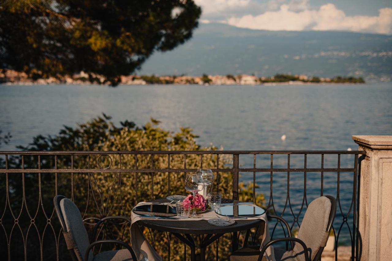Maria Au - Estella Italia Hotel